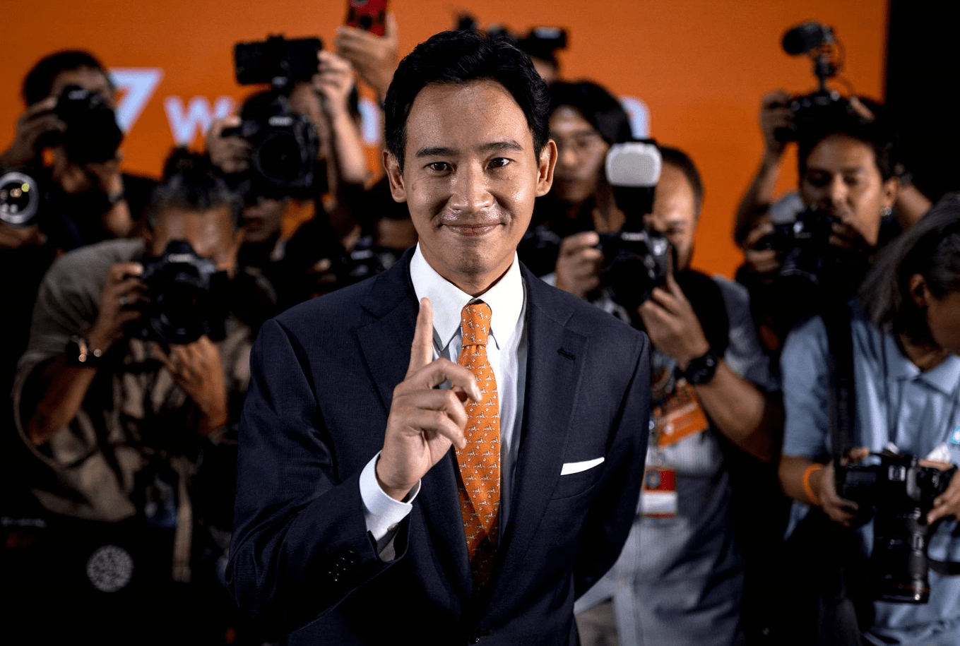 愿望对决
:刚刚<strong></p>
<p>愿望对决
</strong>，42岁get的他宣布赢得泰国大选！
