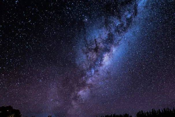动物星团
:漫天星辰<strong></p>
<p>动物星团
</strong>，带你探索新西兰的迷人带你夜空