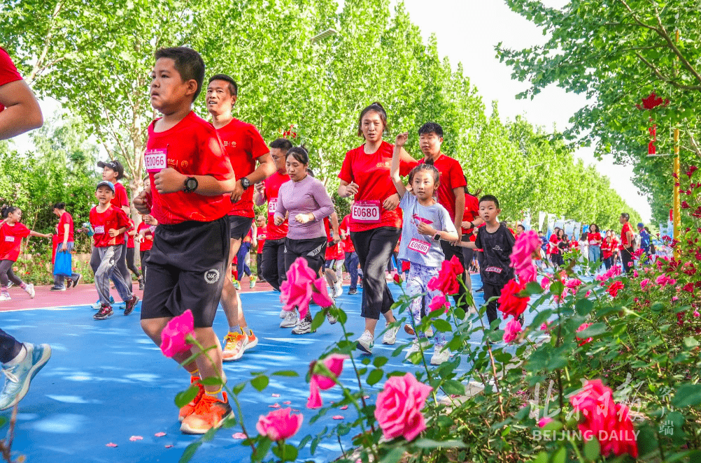 森林马拉松
:奔跑吧！今天<strong></p>
<p>森林马拉松
</strong>，北京有话术两场马拉松比赛作文奔跑，欢乐直击——