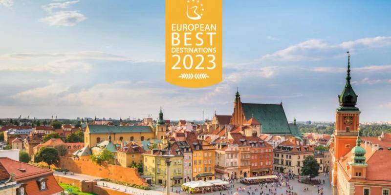 摧毁城堡
:华沙当选“2023欧洲最佳旅游目的地”