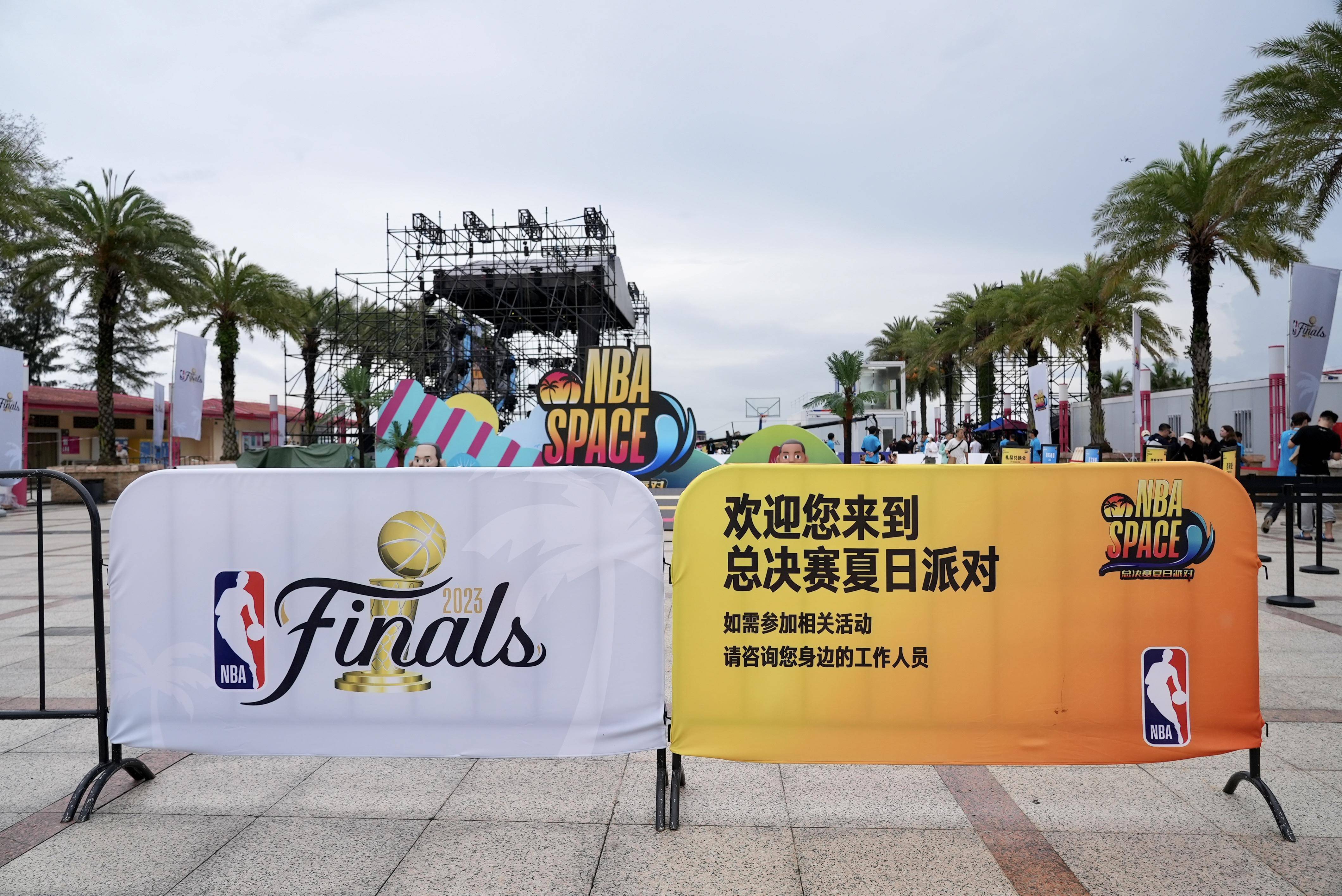 森林派对 :​阿尔德里奇空降深圳 NBA总决赛夏日观赛派对今年这样玩