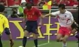 你觉得韩国女足会不会申诉第二个失球？这个球出界了吗？